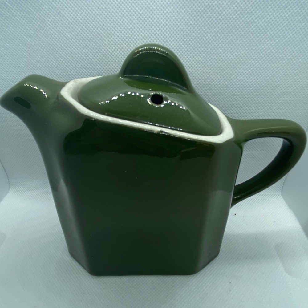 Hall USA Single Serving Teapot Olive Green MCM 1963 minimalistic aesthetic